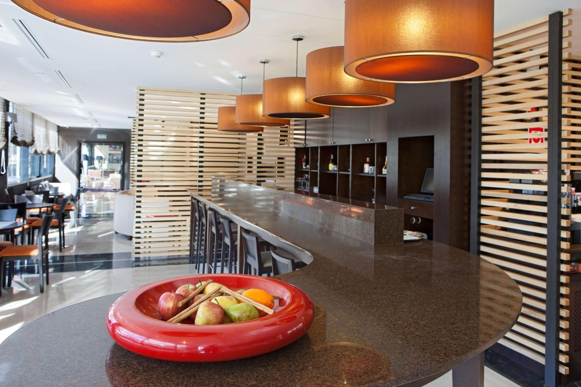 Nh Madrid Ribera Del Manzanares Hotel Luaran gambar