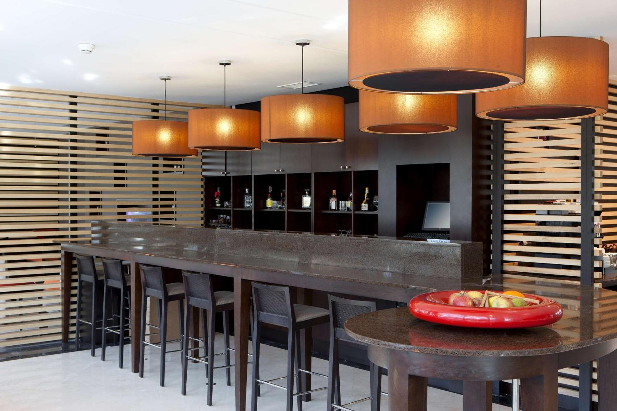 Nh Madrid Ribera Del Manzanares Hotel Luaran gambar