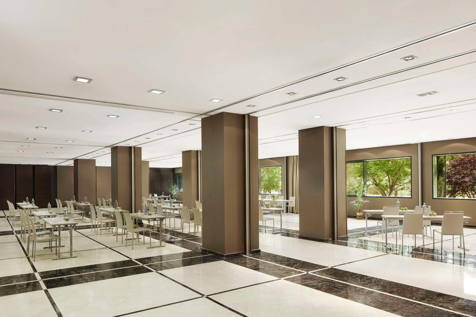 Nh Madrid Ribera Del Manzanares Hotel Luaran gambar