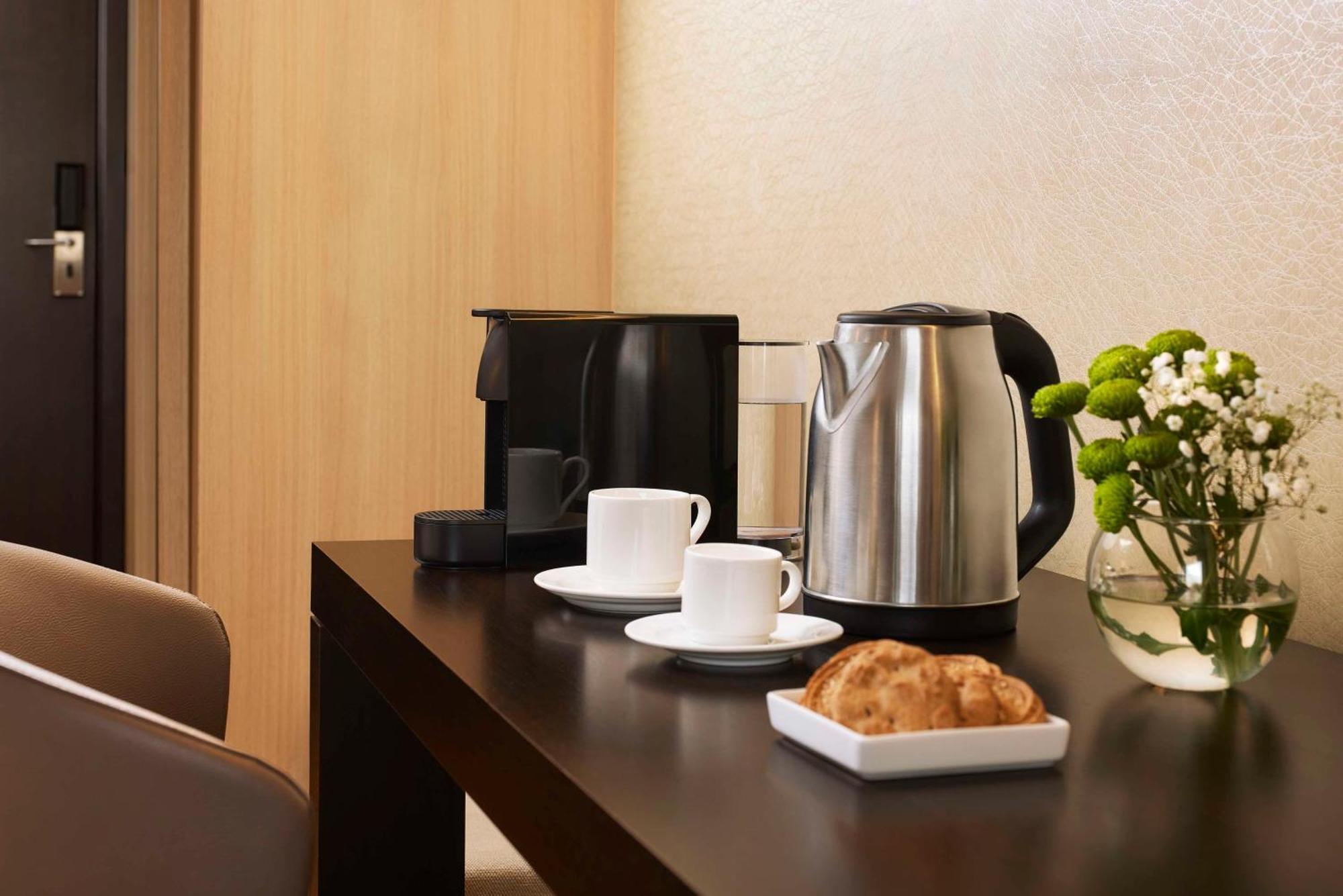 Nh Madrid Ribera Del Manzanares Hotel Luaran gambar