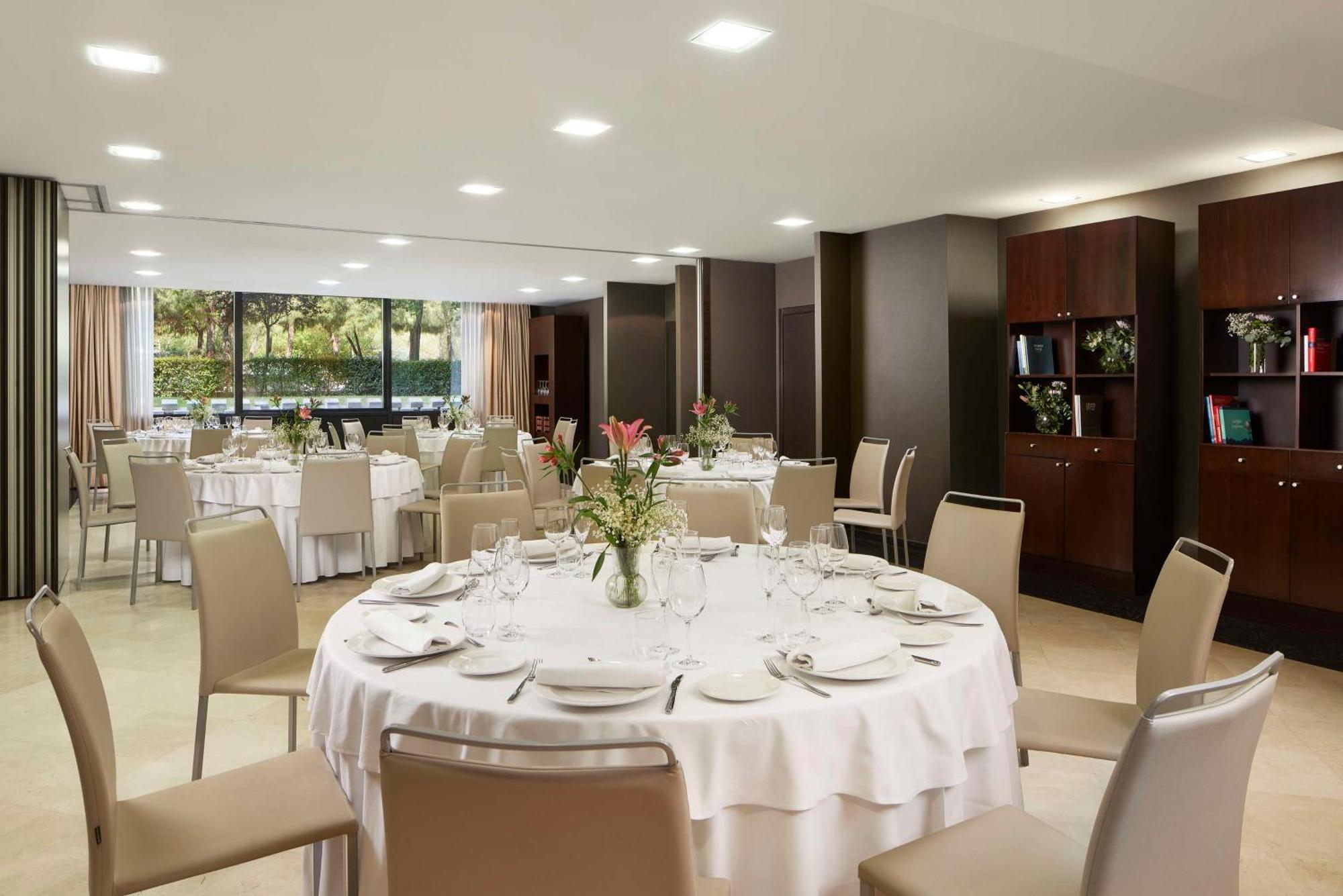 Nh Madrid Ribera Del Manzanares Hotel Luaran gambar